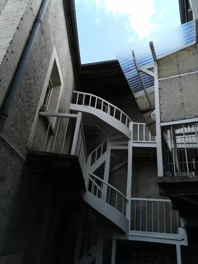 Un Appartement Qui A Du Chien Epernay Luaran gambar